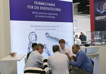 Messestand_IDS_4